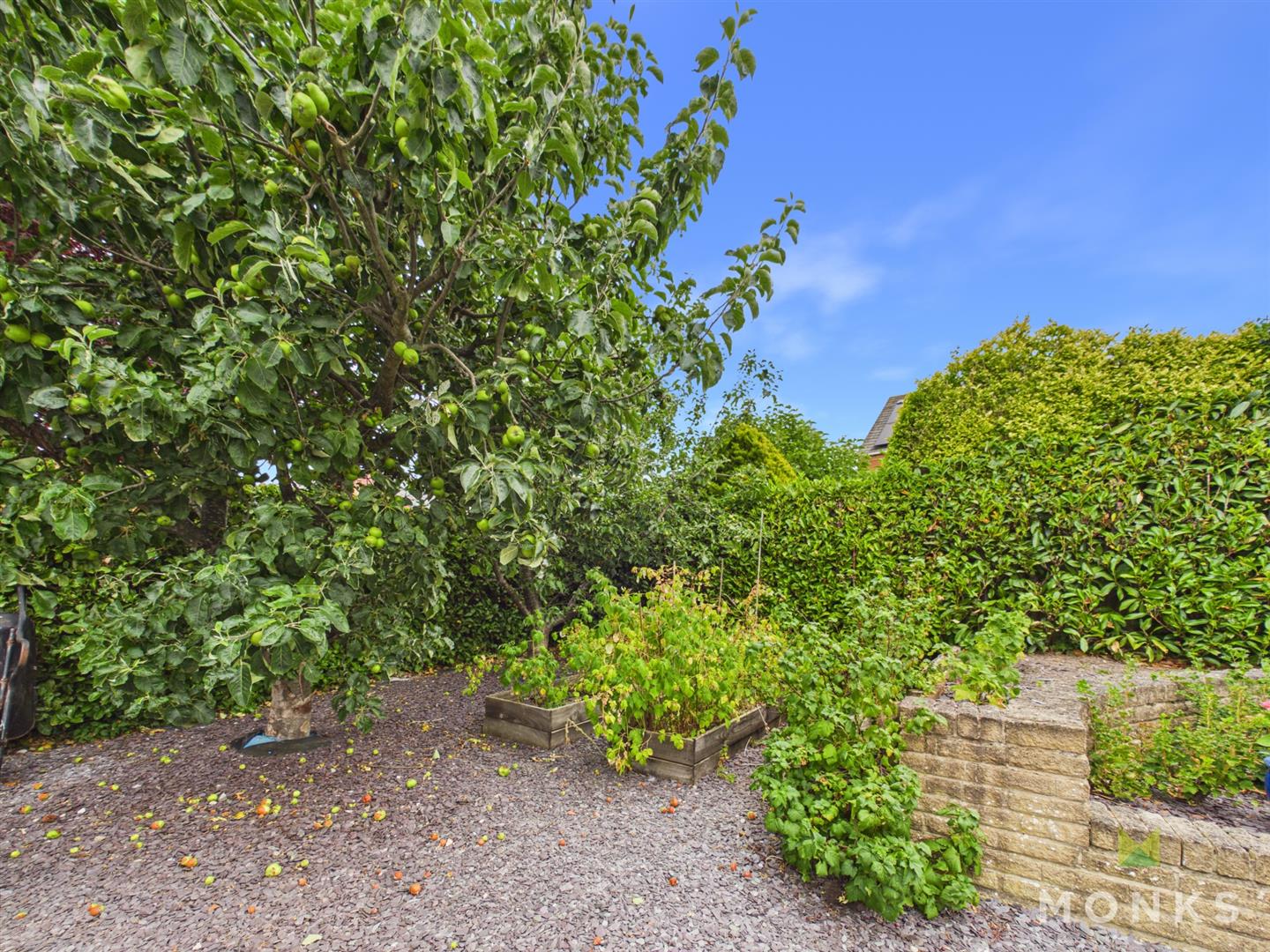 15 Criggion Close, Four Crosses, SY22 6NP For Sale